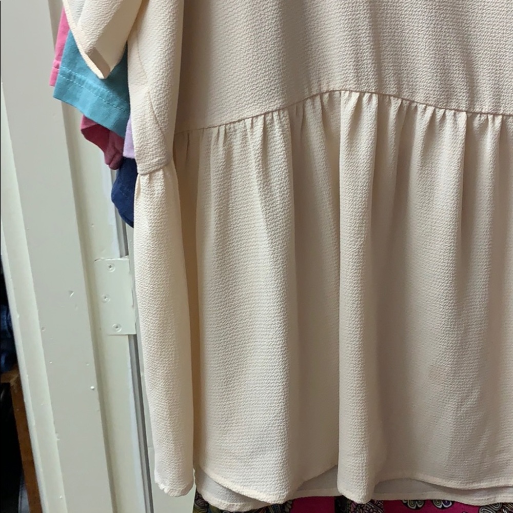 Top - Picture 3 of 5